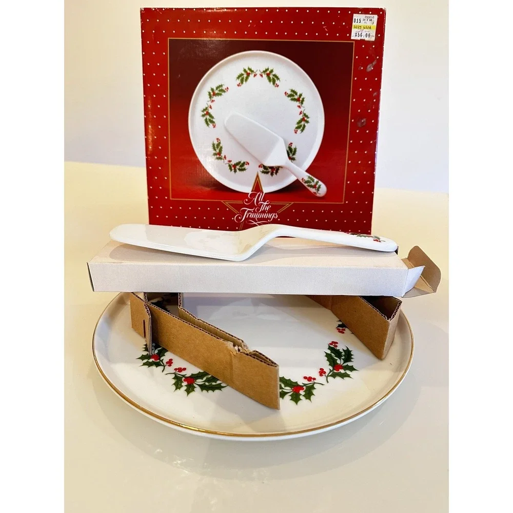 VTG 1970s Rare! Christmas Japan Holly Berries Porcelain Ware Cake Plate w Server